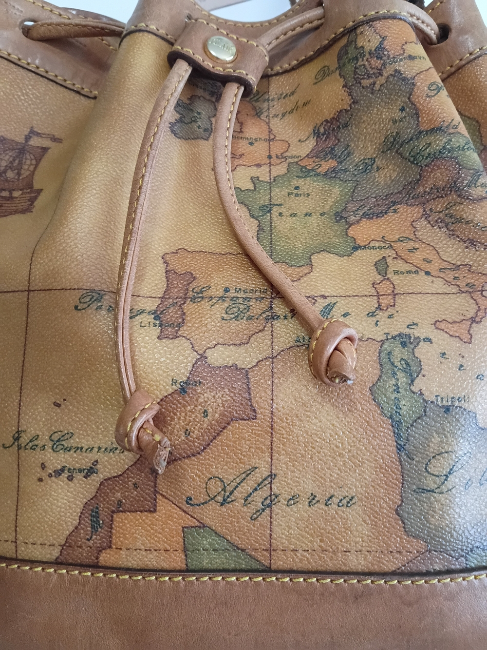 Alviero Martini Tan & Brown Map-Print Leather Drawstring Crossbody Bag - Picture 4 of 16